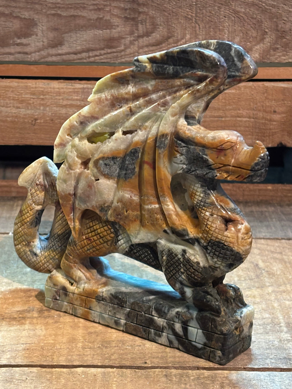 Druzy Dragon Guardian Carving – 2 lb 9 oz