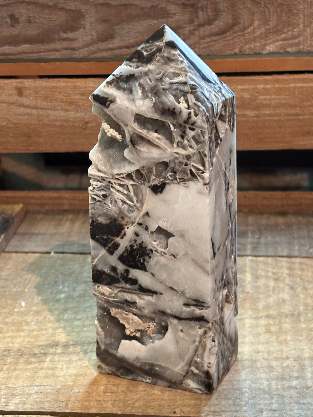 Collector Druzy Agate Tower – 7”