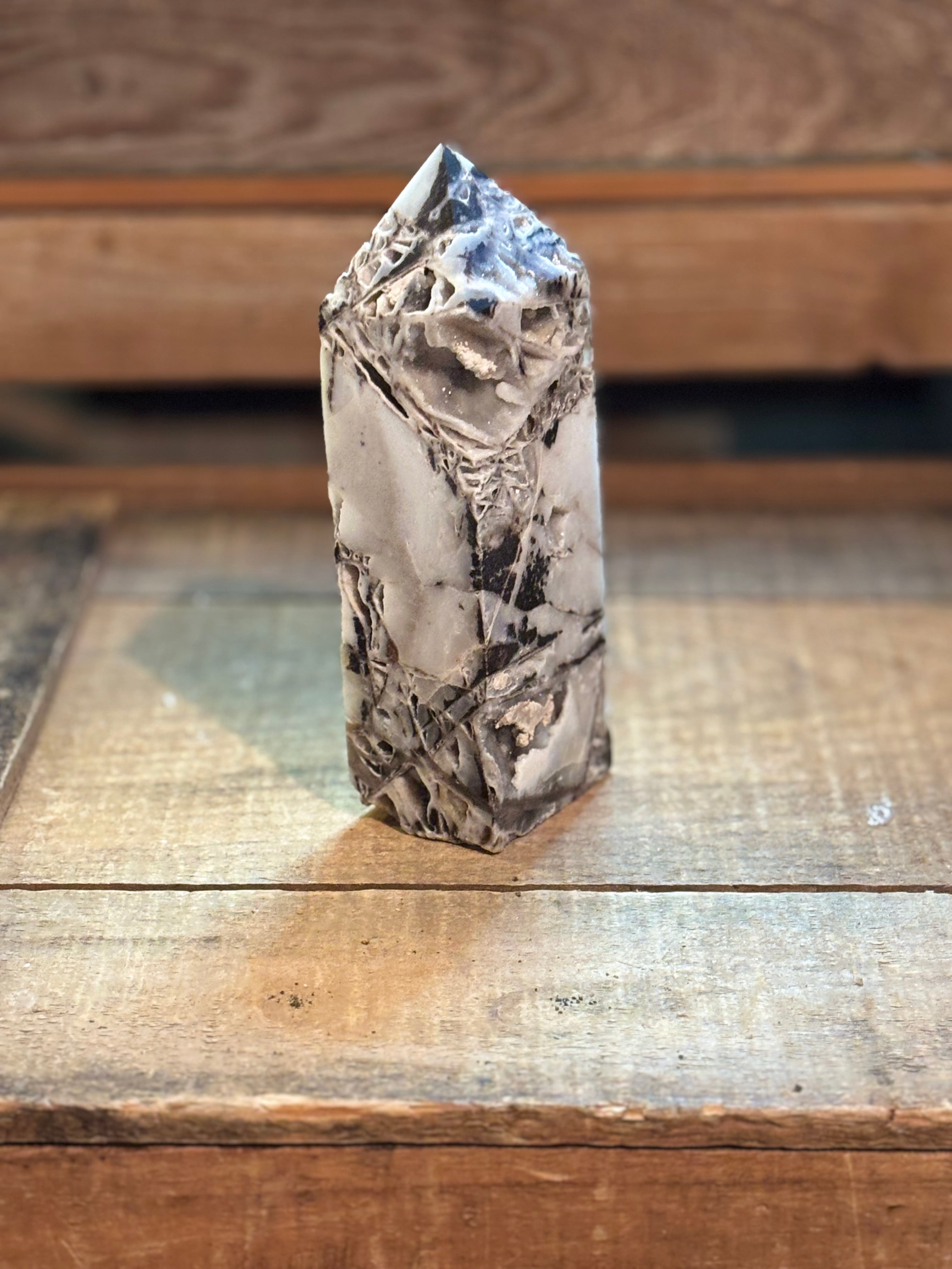 Collector Druzy Agate Tower – 7”
